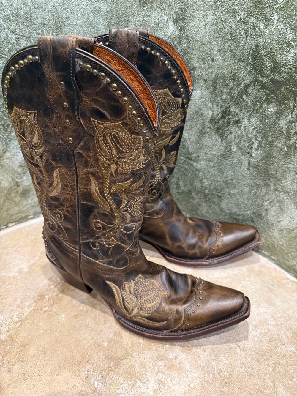 LUCCHESE WOMEN”S Western Embroidered Floral Leather Cowboy Boots - Brown SZ 8. - Picture 2 of 11